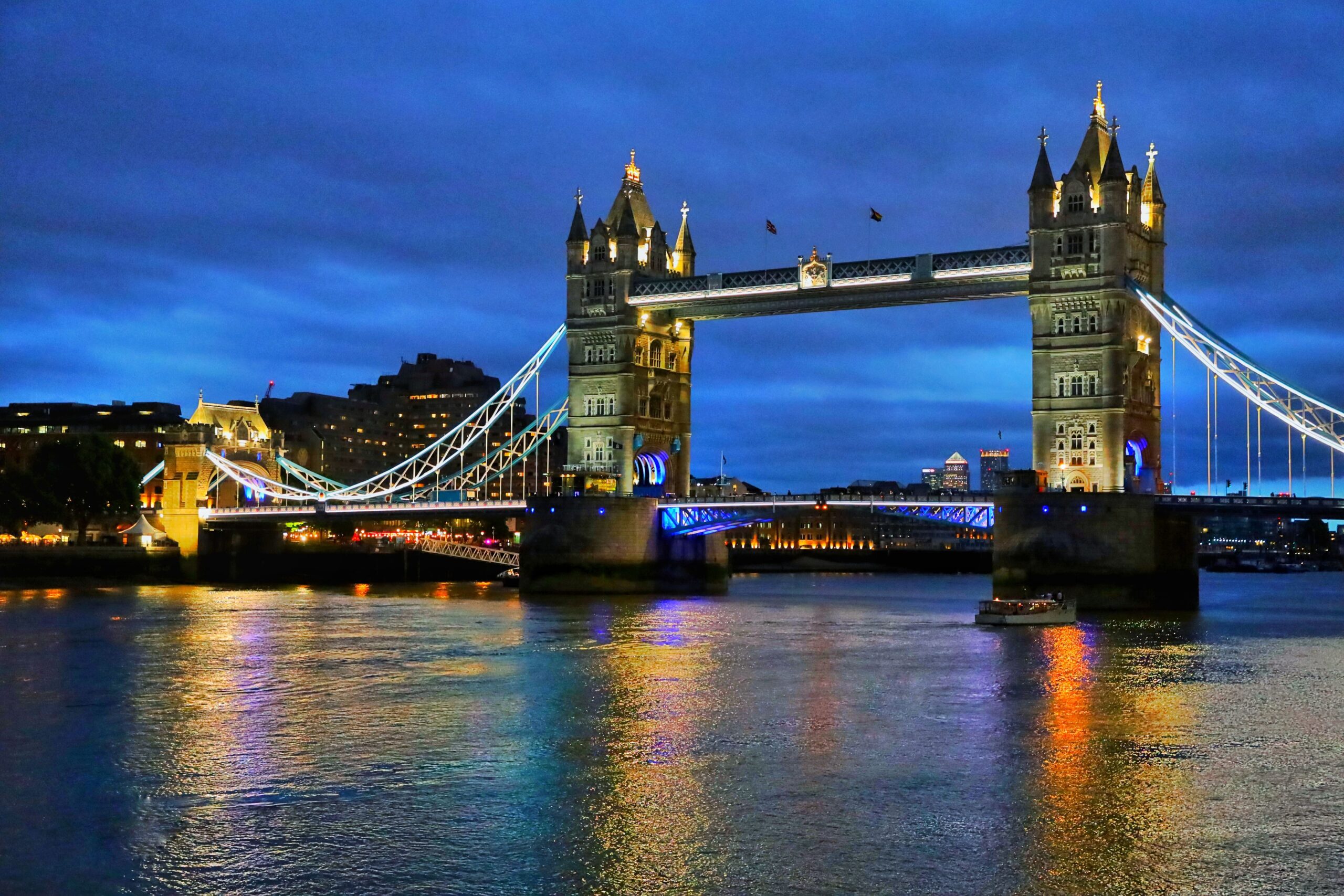 London_Tower Bridge Night View