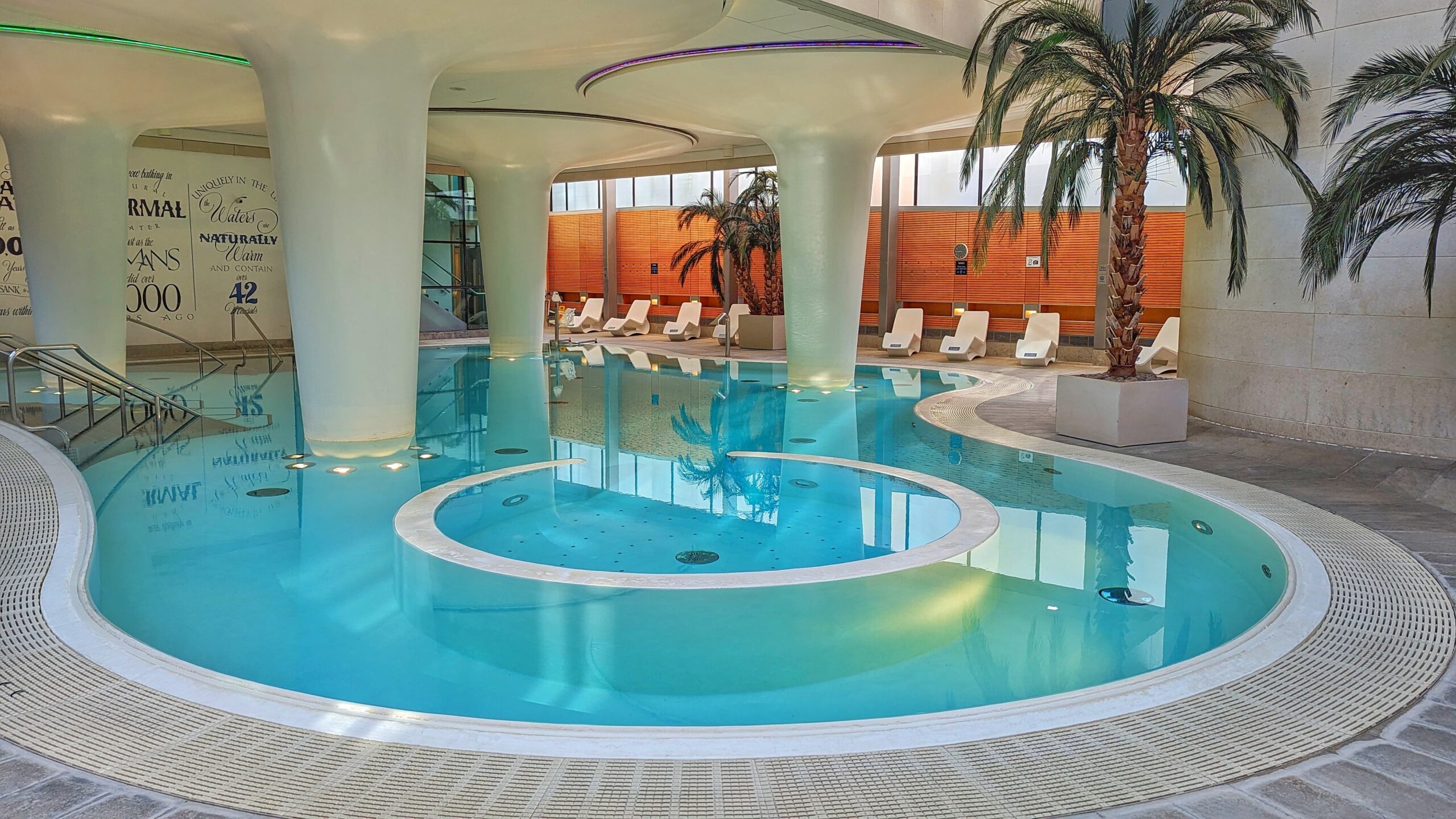 Thermae Bath Spa Minvera Pool